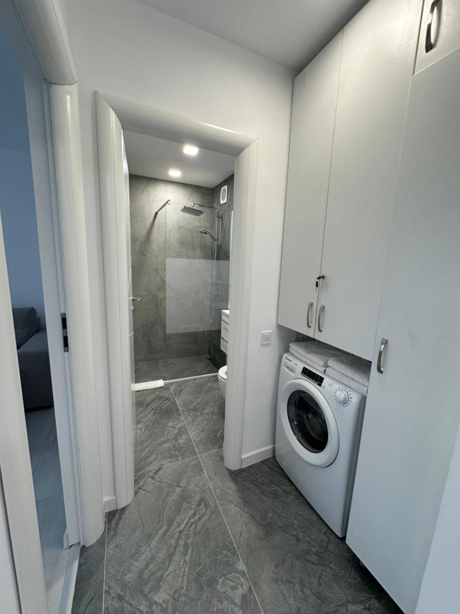 Ferienwohnung Apartament Ultra Central 3 Hunedoara Exterior foto